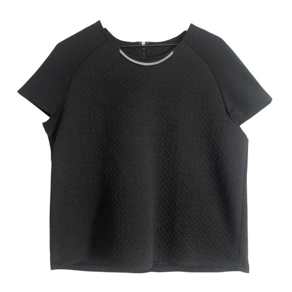 Rafaella Black Quilted Silver Metal Accent Short Sleeve Round Neck Blouse Top - Picture 1 of 8